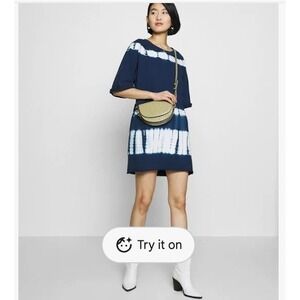 Erica Tie Dye T-Shirt‎ Dress Casual Short Sleeve Blue White Size S Relaxed